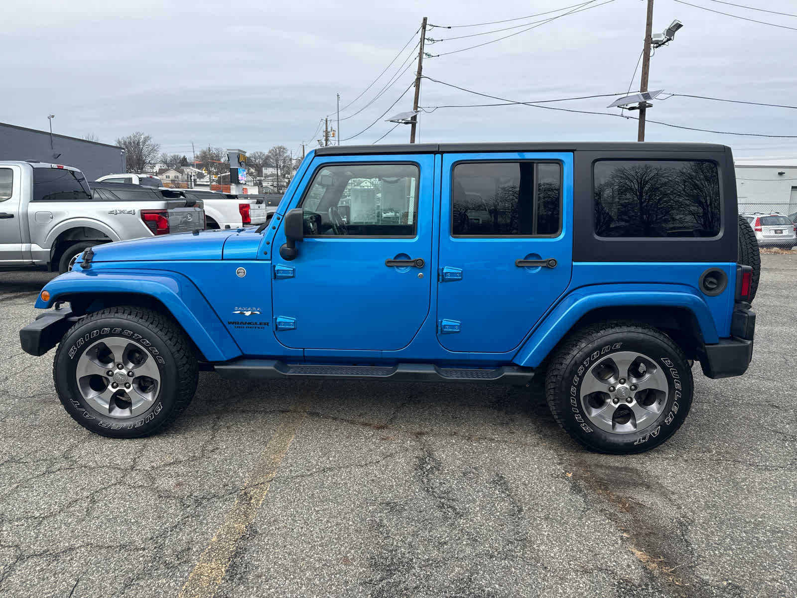 2016 Jeep Wrangler Unlimited Sahara