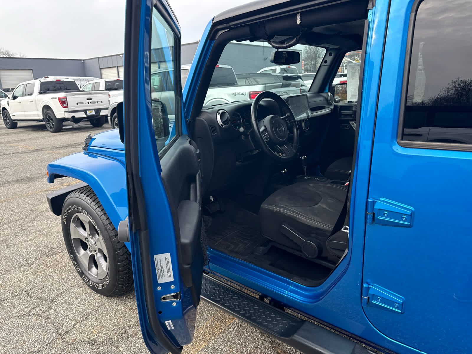 2016 Jeep Wrangler Unlimited Sahara