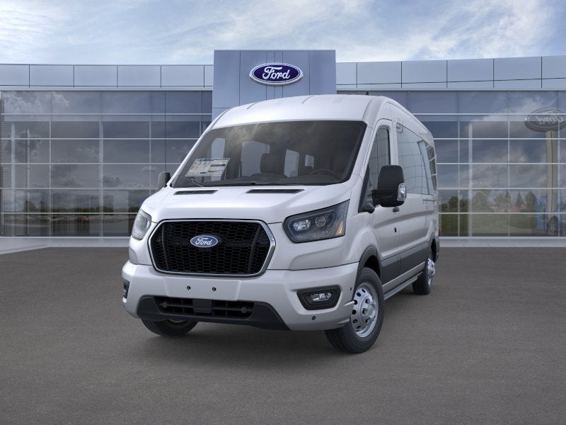 2026 Ford Transit Passenger Wagon XLT