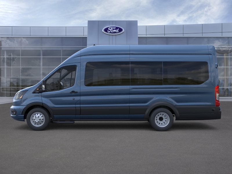 2026 Ford Transit Passenger Wagon XLT