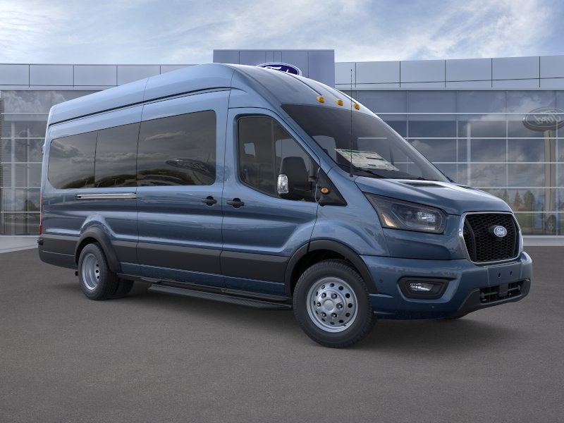 2026 Ford Transit Passenger Wagon XLT