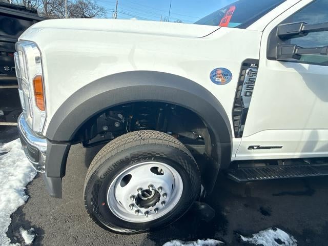 2024 Ford Super Duty F-550 DRW XL