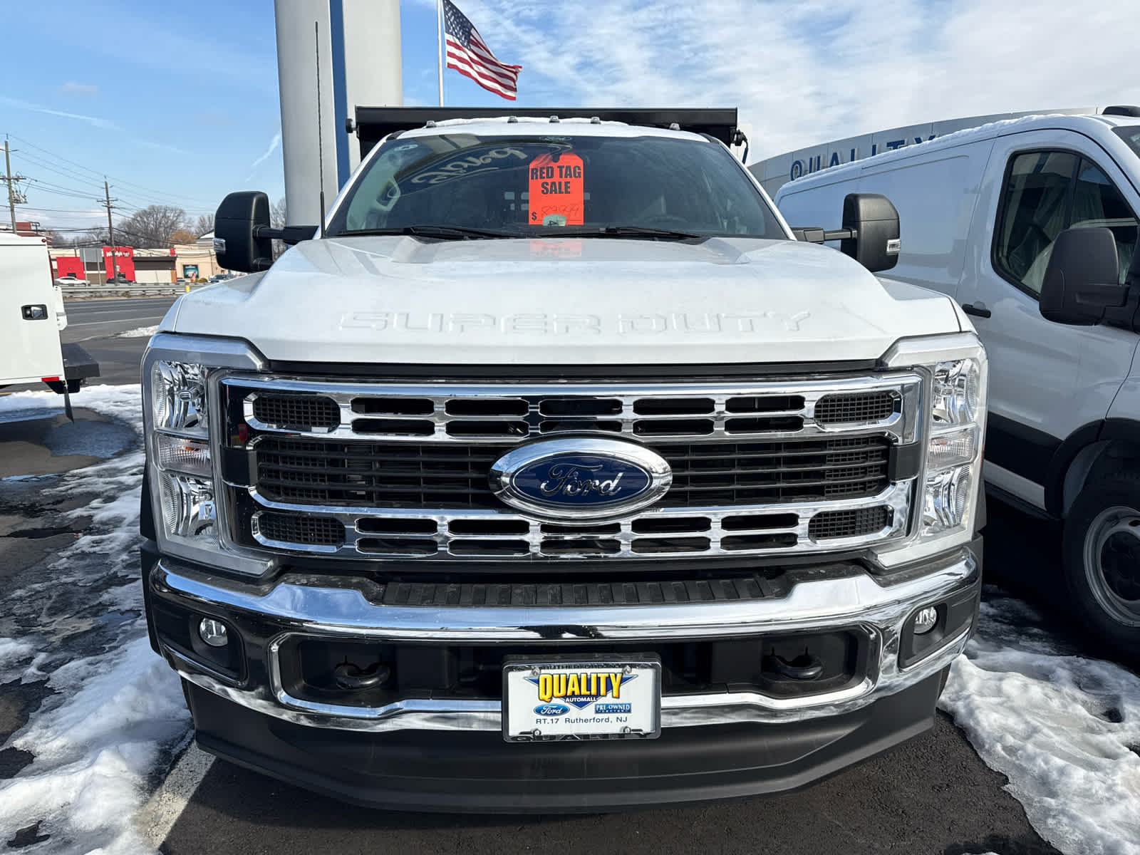 2024 Ford Super Duty F-550 DRW XL