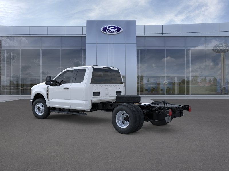 2026 Ford Super Duty F-350 DRW F-350® XL