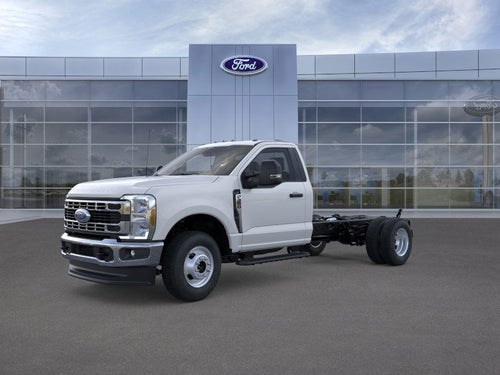 2026 Ford Super Duty F-350 DRW XL