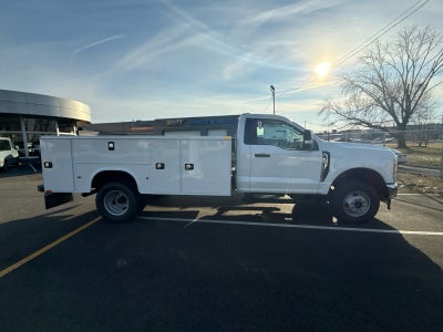 2026 Ford Super Duty F-350 DRW XL