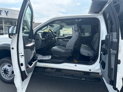 2026 Ford Super Duty F-550 DRW XL