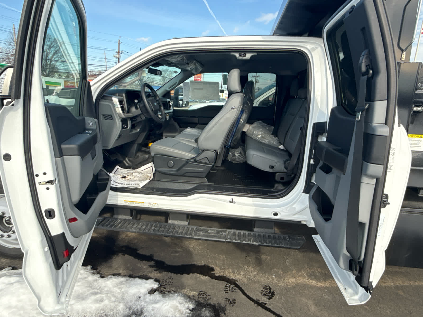 2026 Ford Super Duty F-550 DRW XL