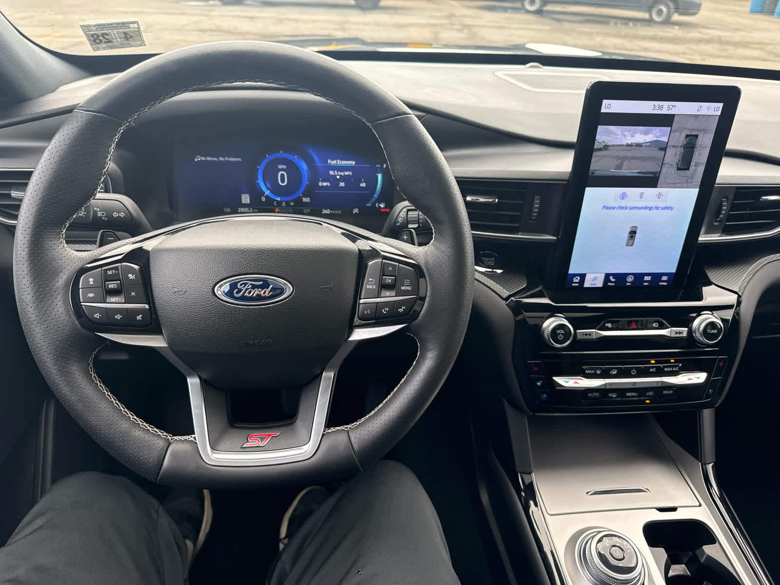 2023 Ford Explorer ST