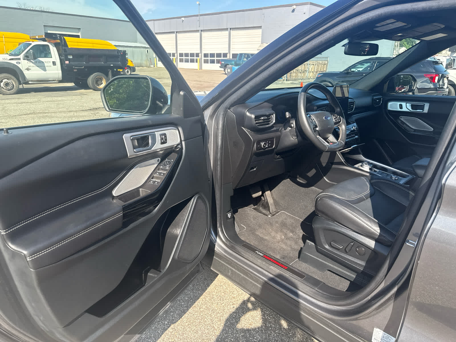 2023 Ford Explorer ST