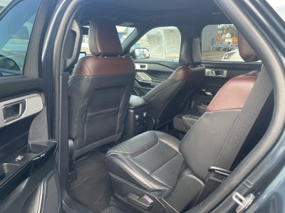2022 Ford Explorer Platinum