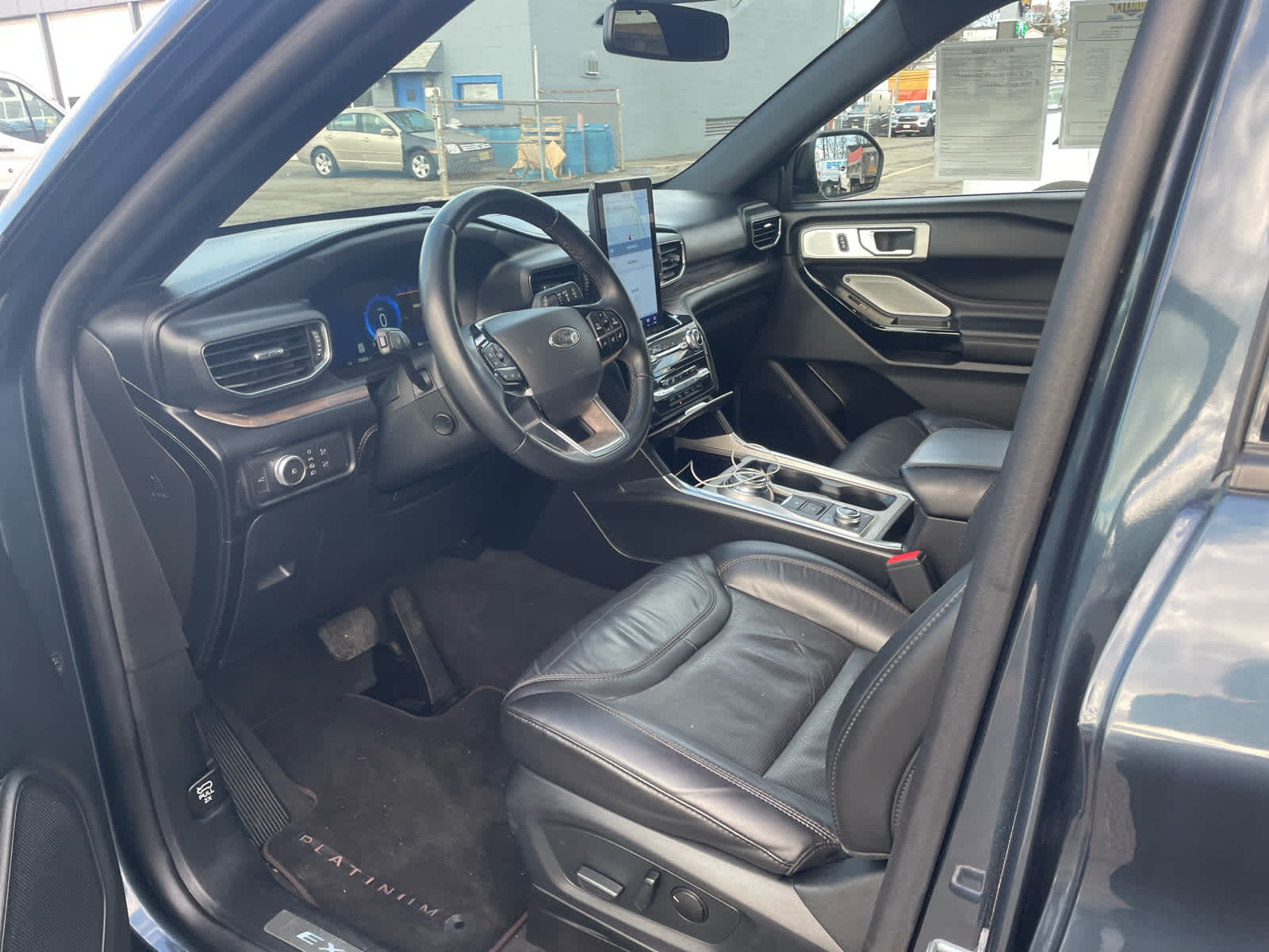 2022 Ford Explorer Platinum