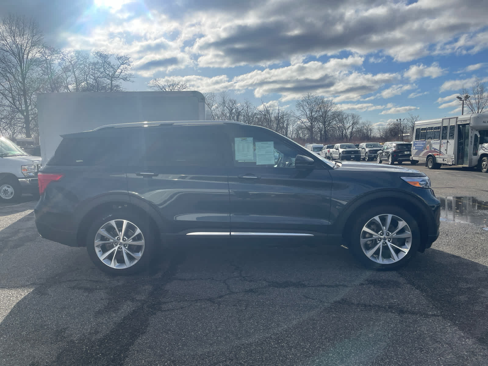 2022 Ford Explorer Platinum