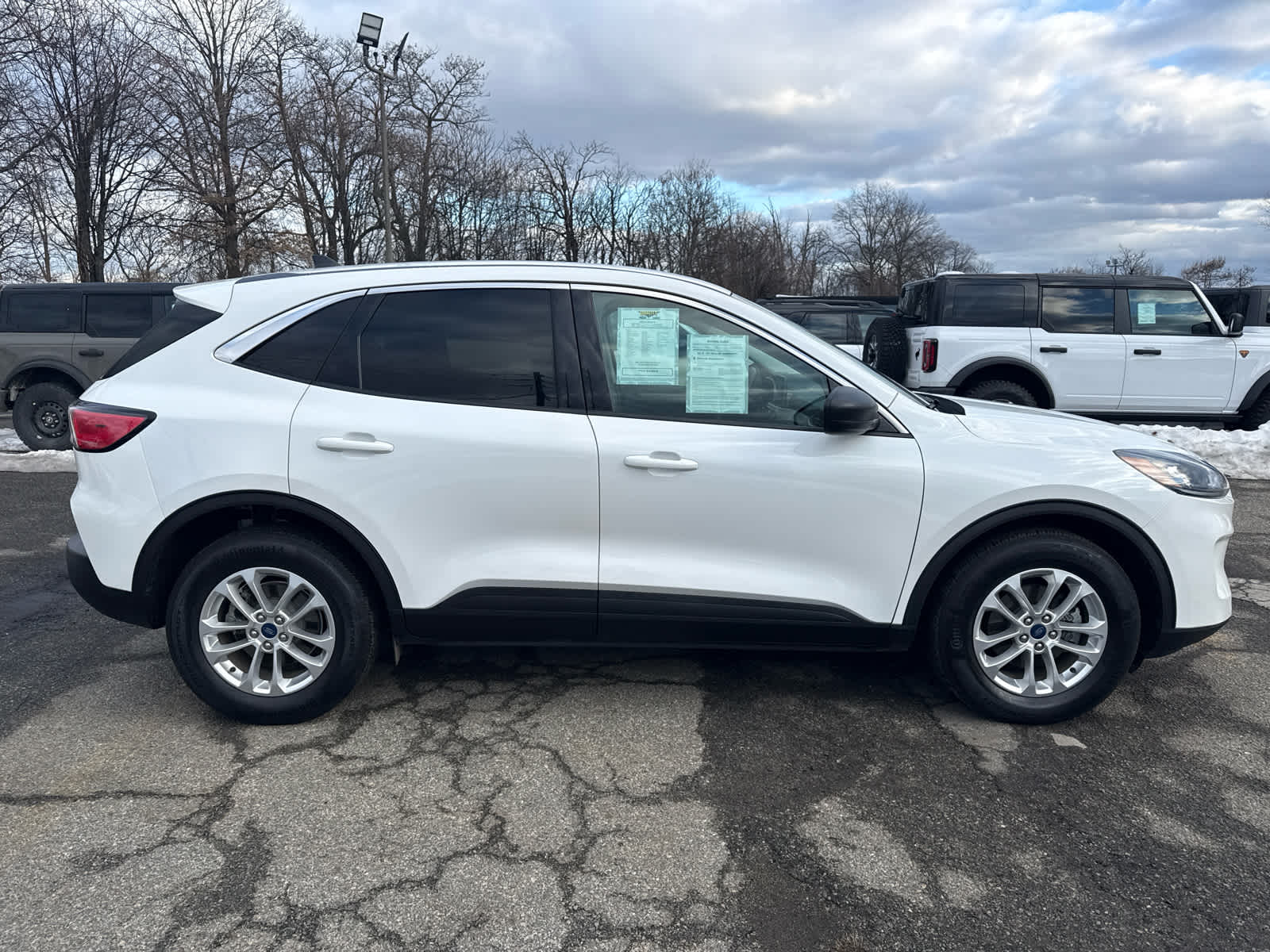 2022 Ford Escape SE