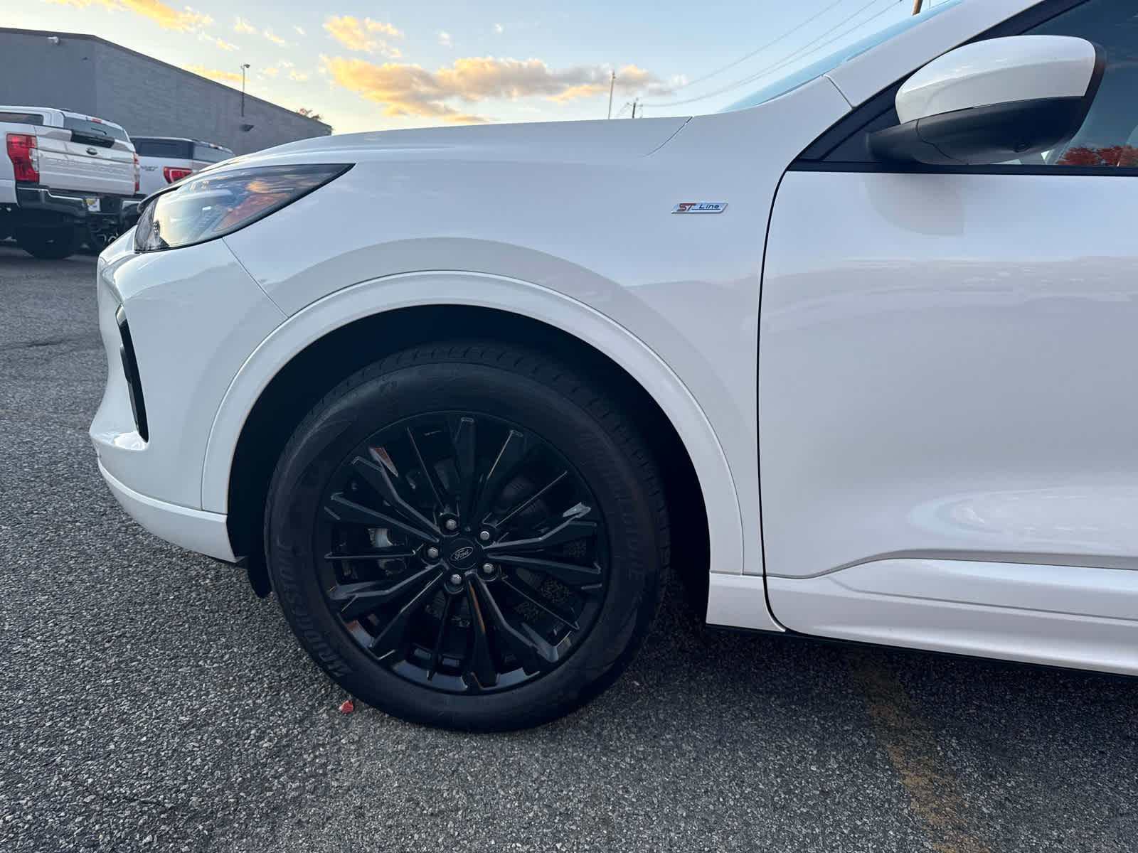 2023 Ford Escape ST-Line Elite