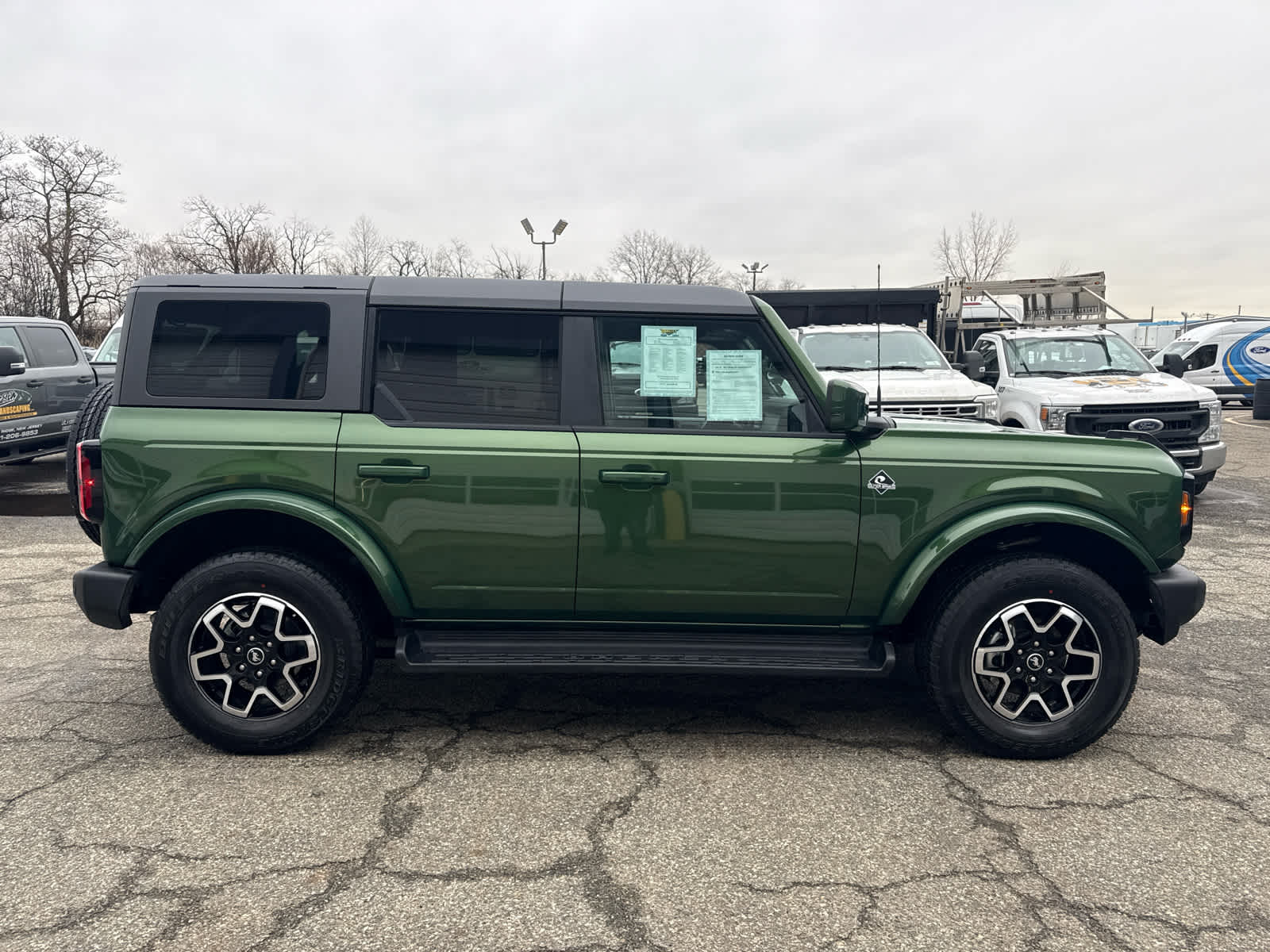2025 Ford Bronco Outer Banks