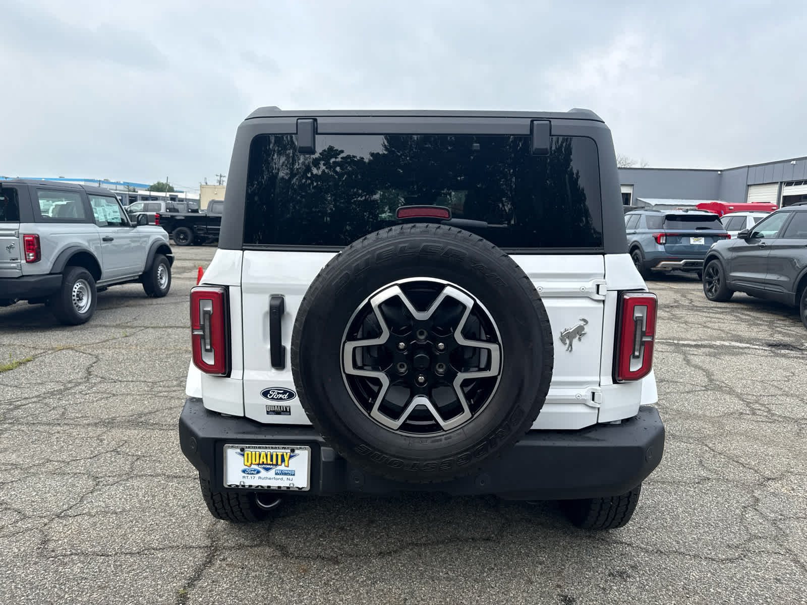 2026 Ford Bronco Outer Banks