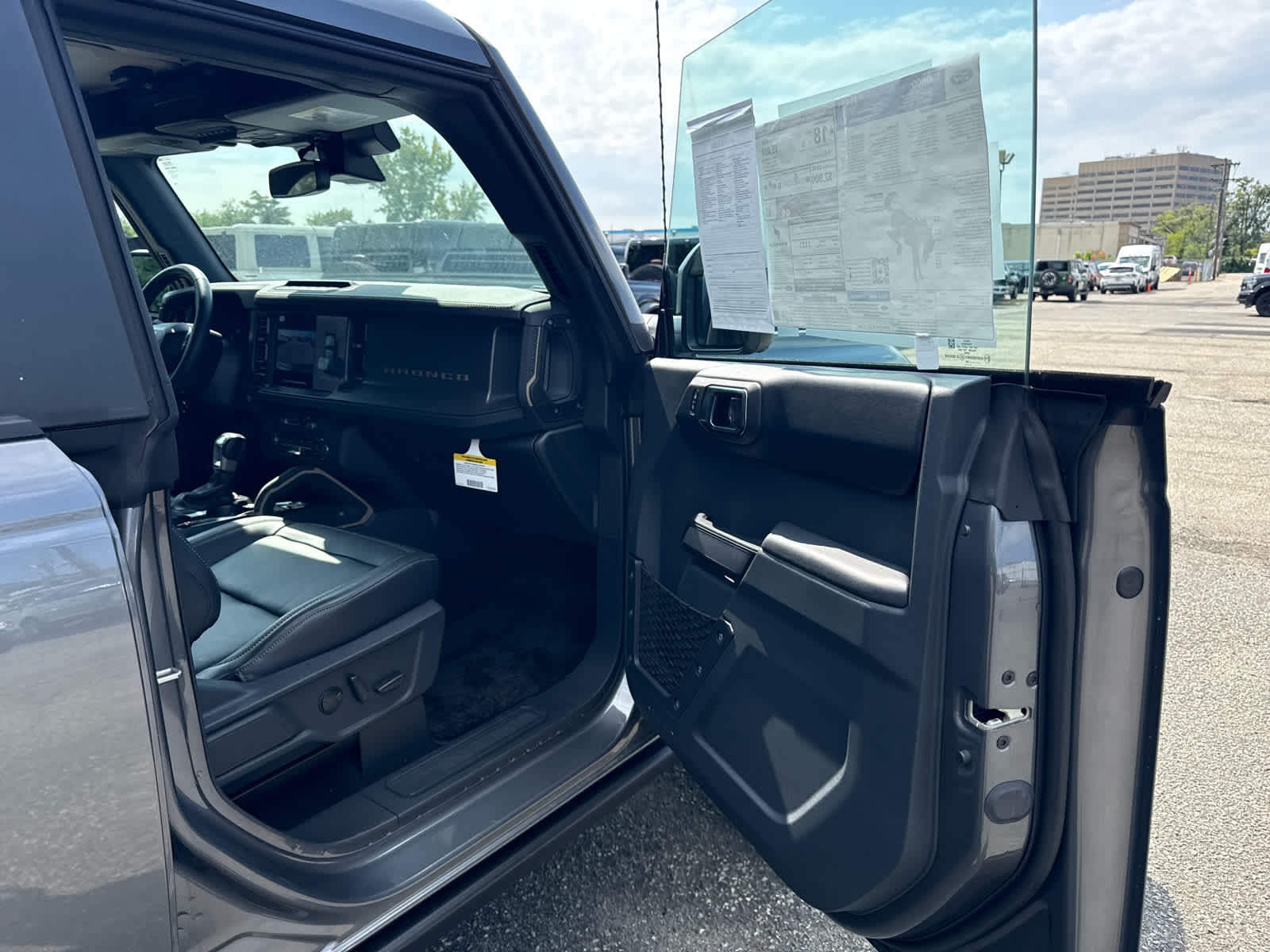 2025 Ford Bronco Badlands