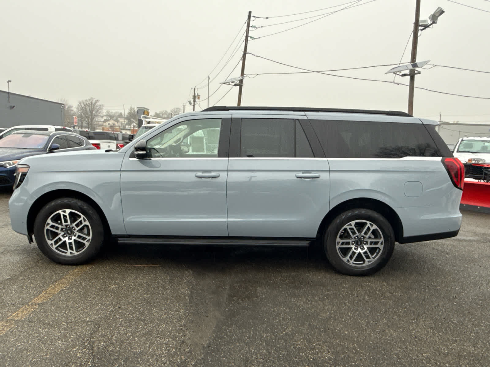 2025 Ford Expedition Max Active