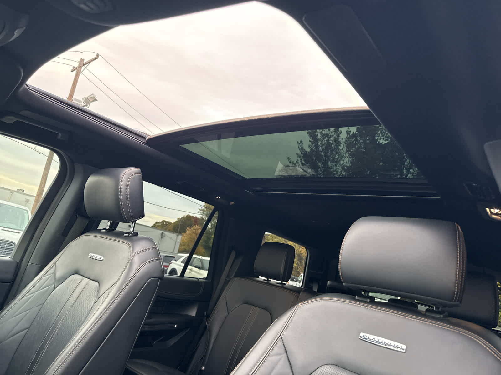 2023 Ford Expedition Platinum