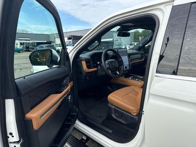 2024 Ford Expedition Platinum