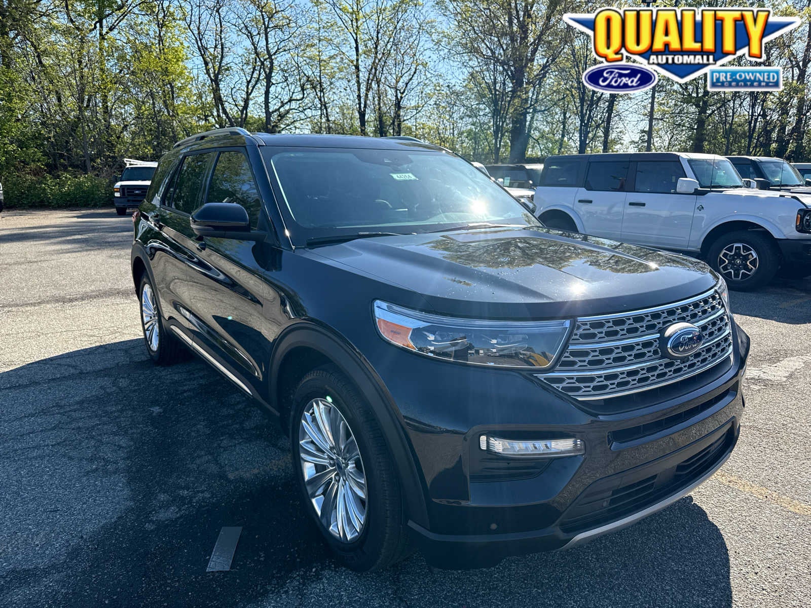 2024 Ford Explorer Limited 4WD's photo