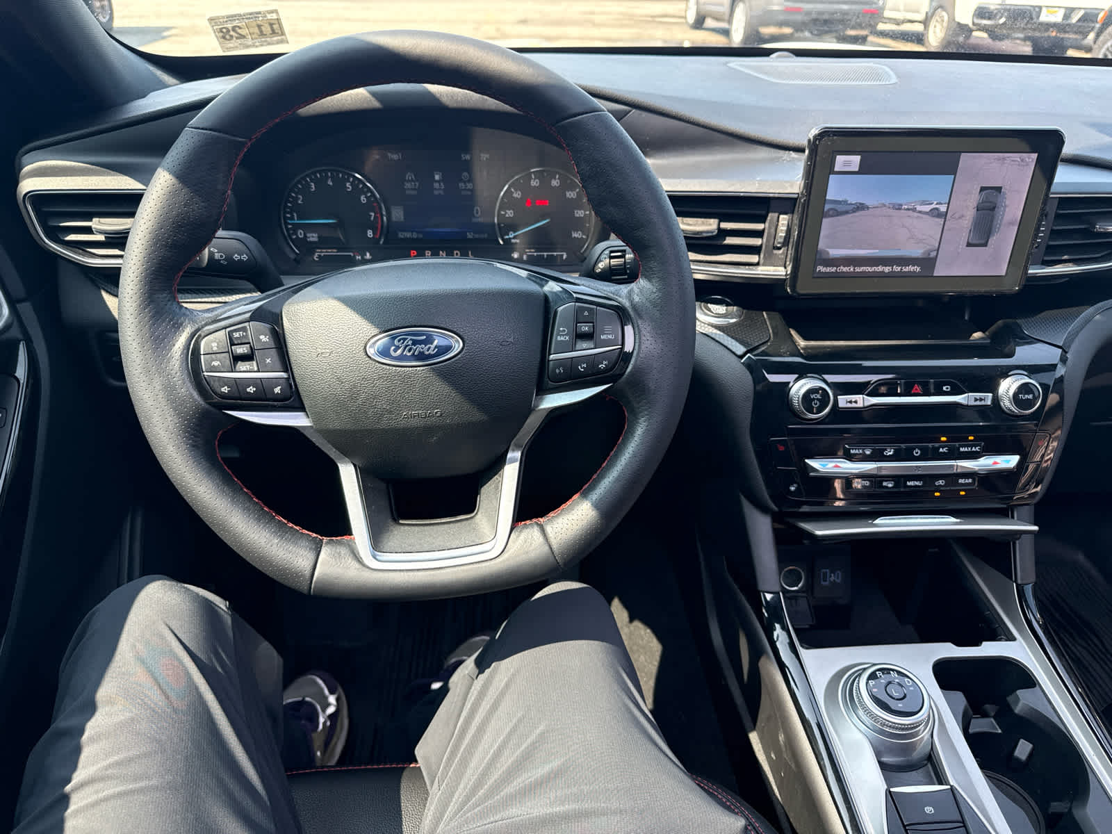 2023 Ford Explorer ST-Line