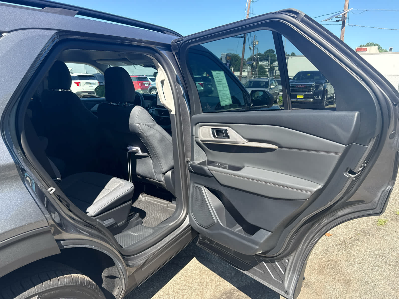 2026 Ford Explorer Active w/200A Pkg