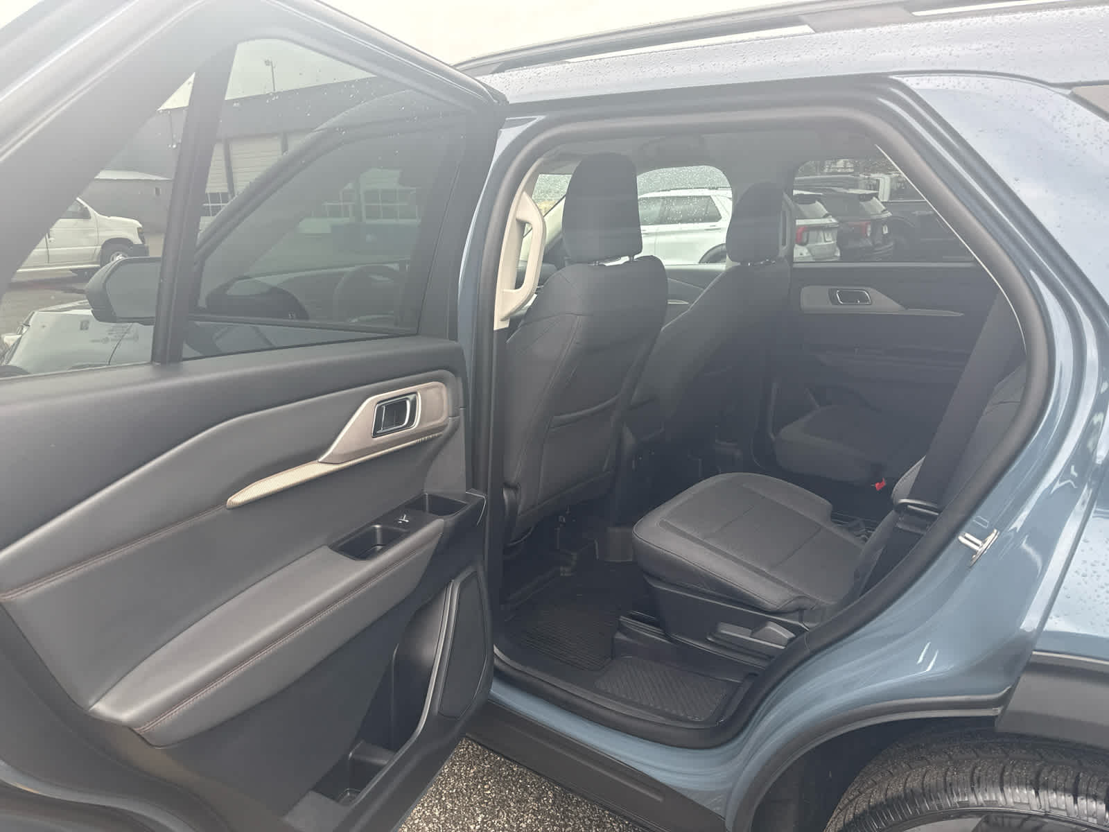 2026 Ford Explorer Active w/200A Pkg