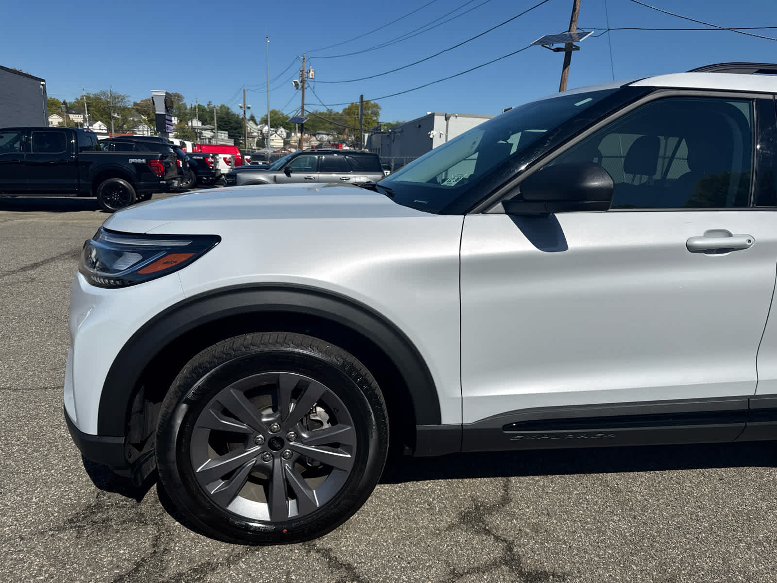 2026 Ford Explorer Active w/200A Pkg