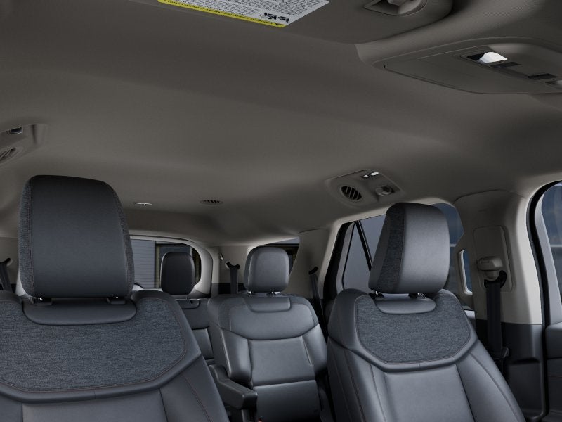 2027 Ford Explorer Active w/200A Pkg
