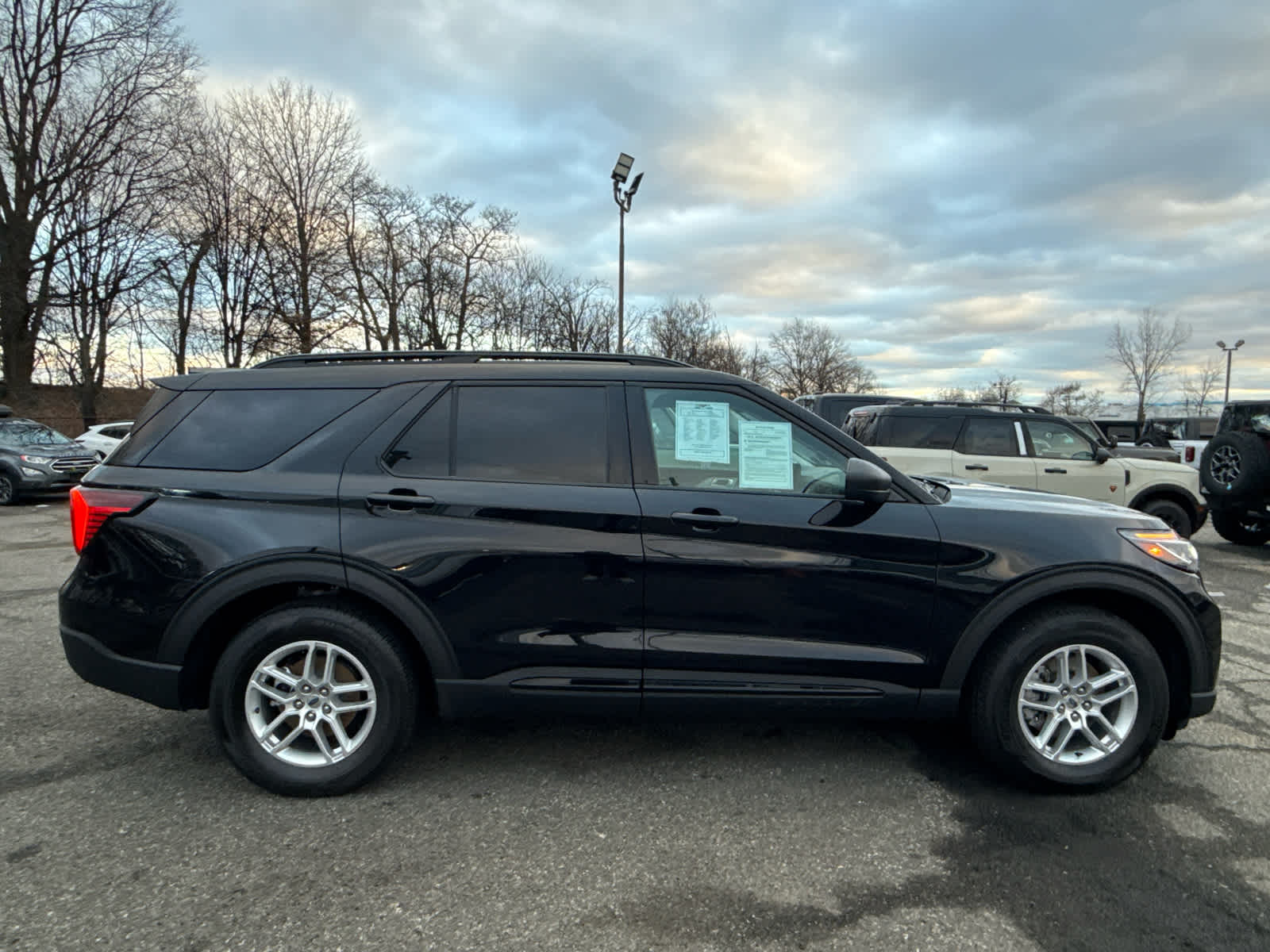 2026 Ford Explorer Active w/100A Pkg