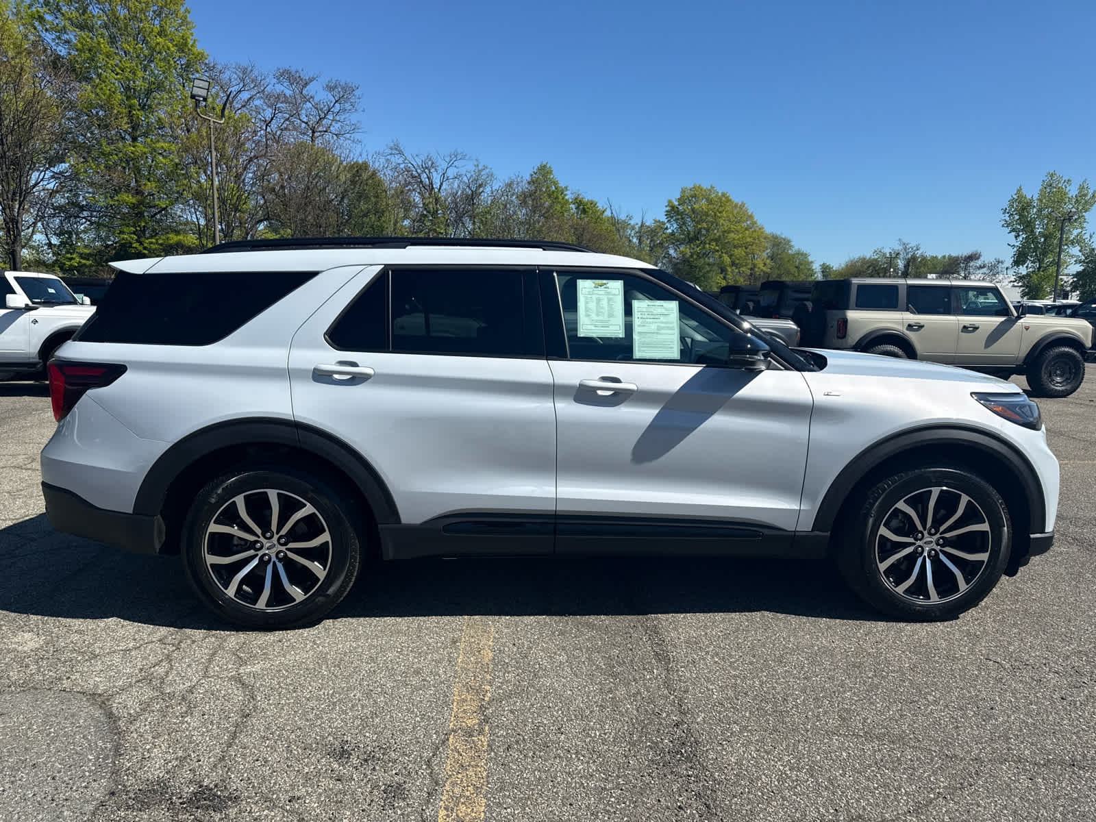 2026 Ford Explorer ST-Line