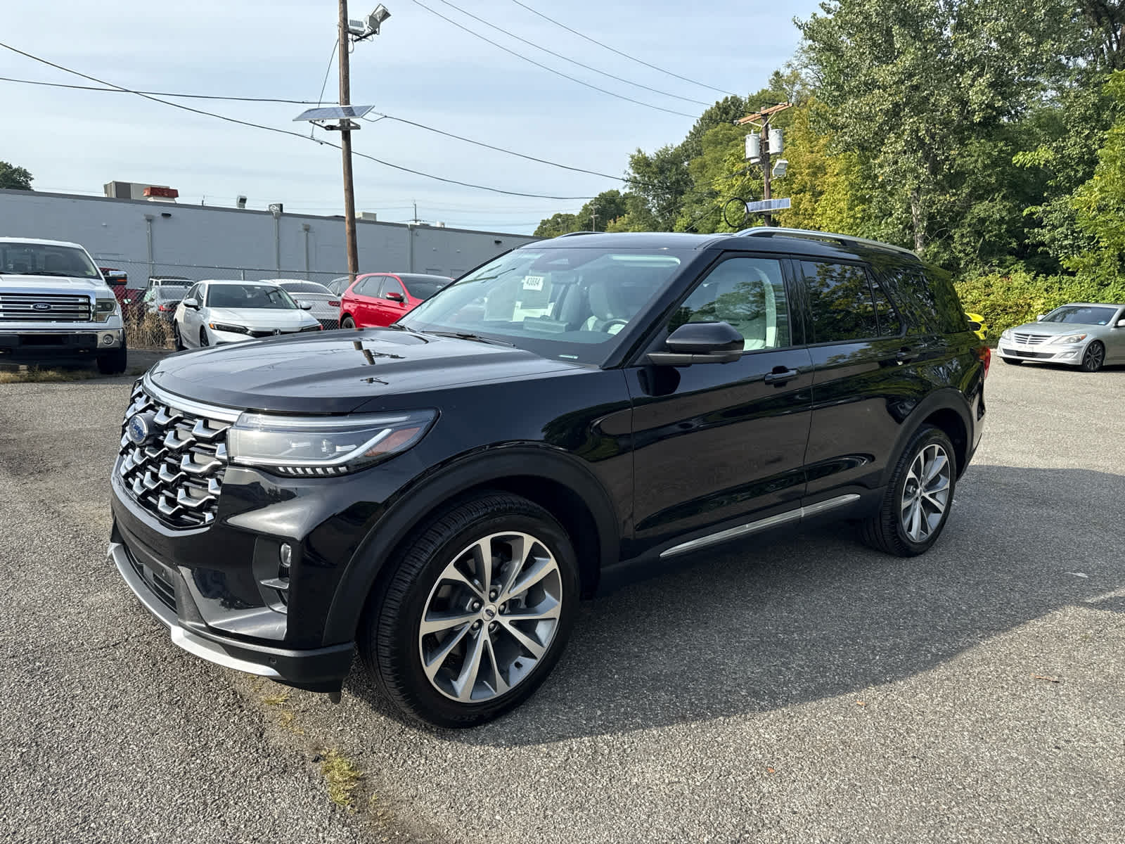 2025 Ford Explorer Platinum