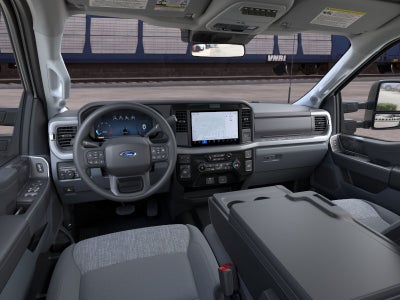 2026 Ford Super Duty F-350 SRW XLT