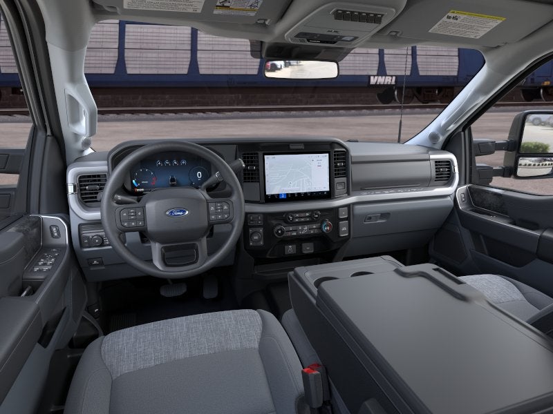 2026 Ford Super Duty F-350 SRW XLT