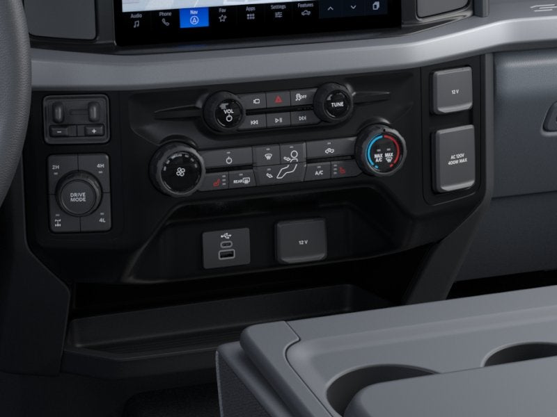 2026 Ford Super Duty F-350 SRW XLT