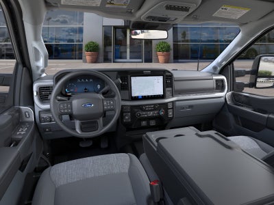 2026 Ford Super Duty F-350 SRW XLT