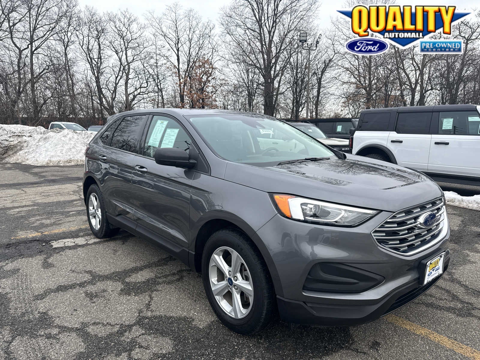 2022 Ford Edge SE