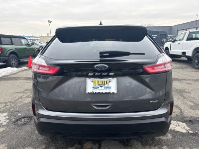 2022 Ford Edge SE