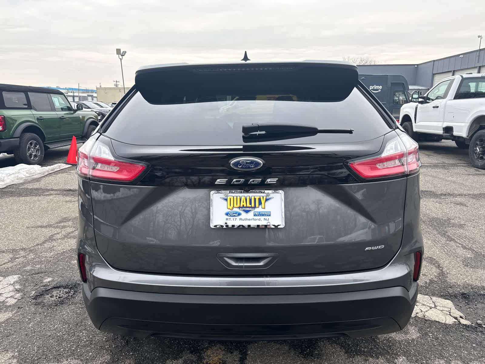 2022 Ford Edge SE