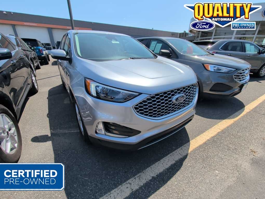 2024 Ford Edge SEL AWD's photo
