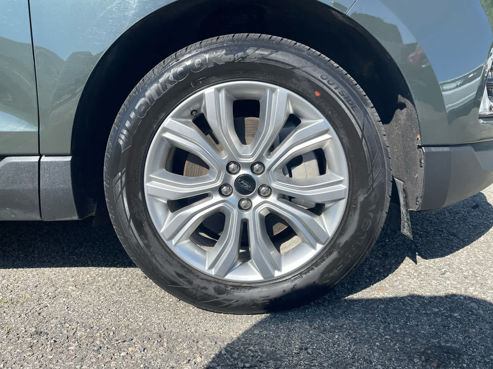 2024 Ford Edge Titanium