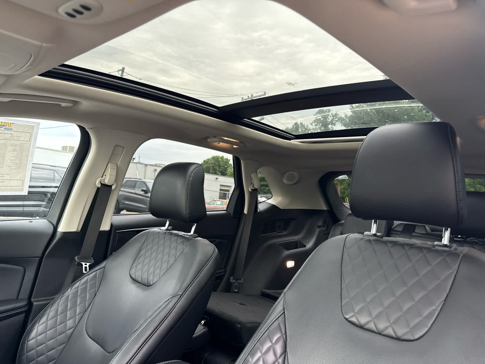 2024 Ford Edge Titanium