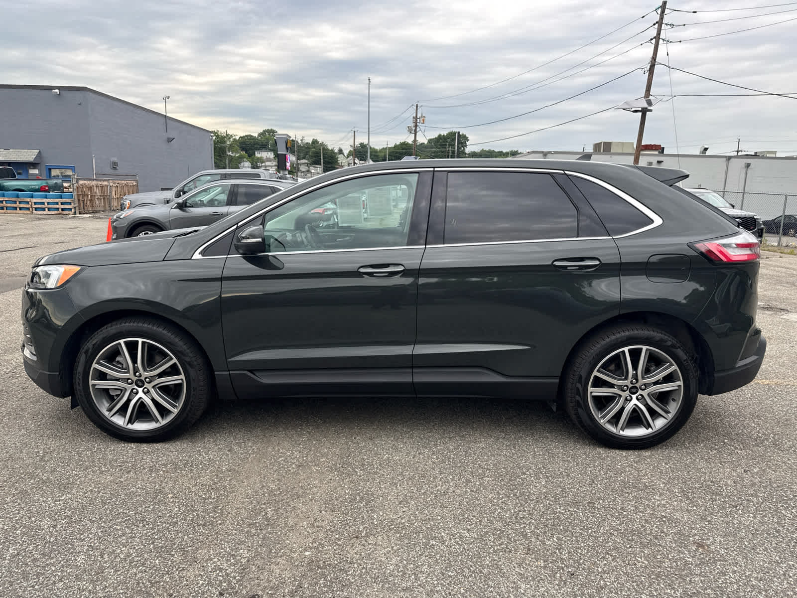 2024 Ford Edge Titanium