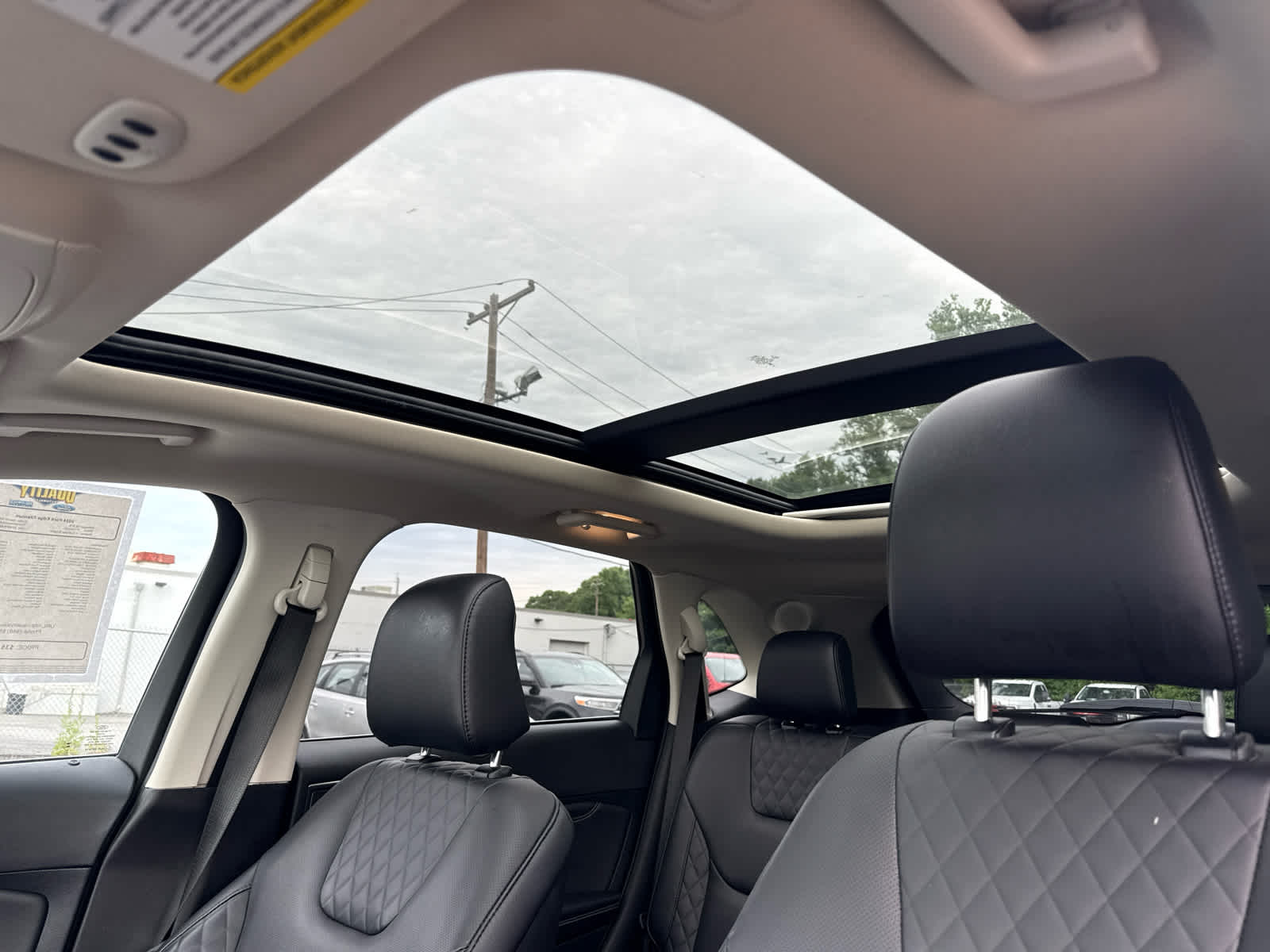 2024 Ford Edge Titanium