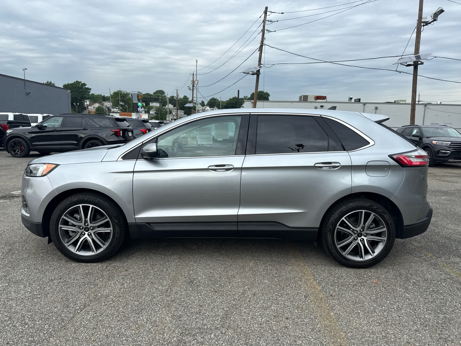 2024 Ford Edge Titanium