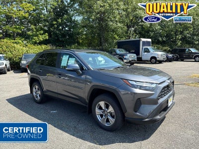 2022 Toyota RAV4 XLE