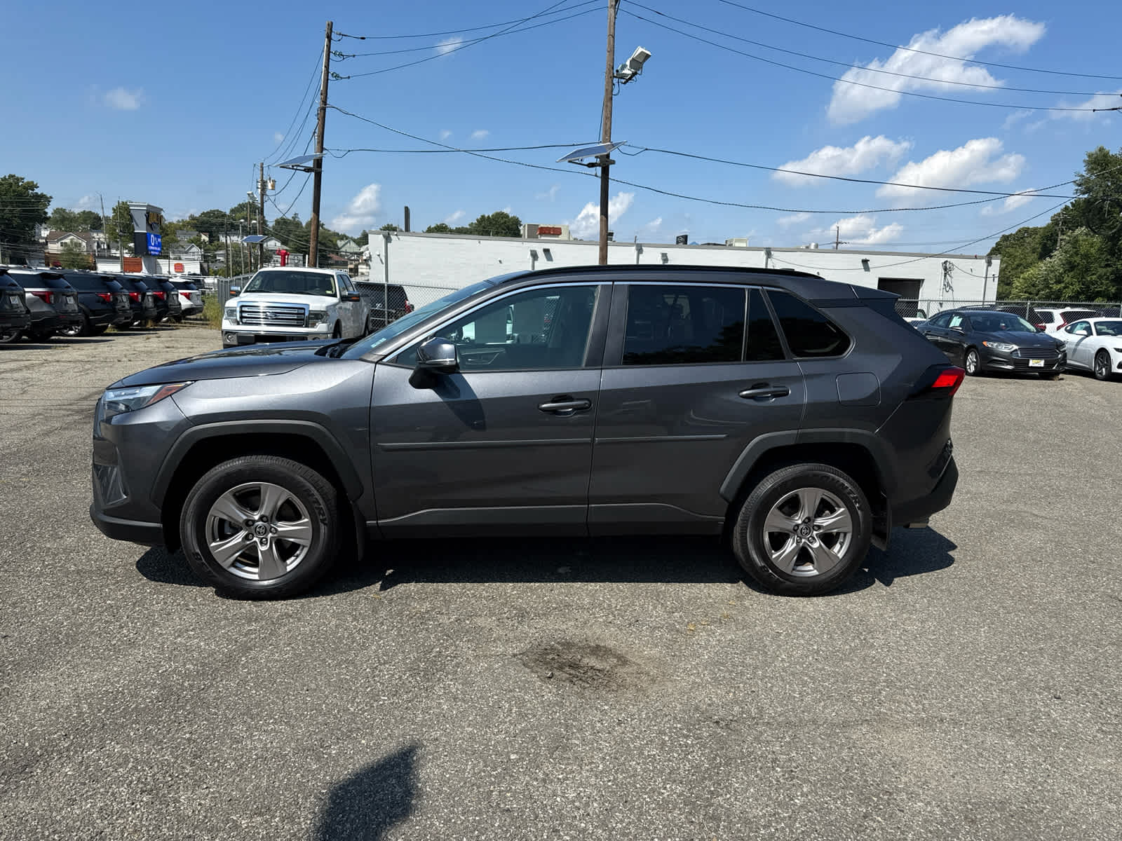 2022 Toyota RAV4 XLE