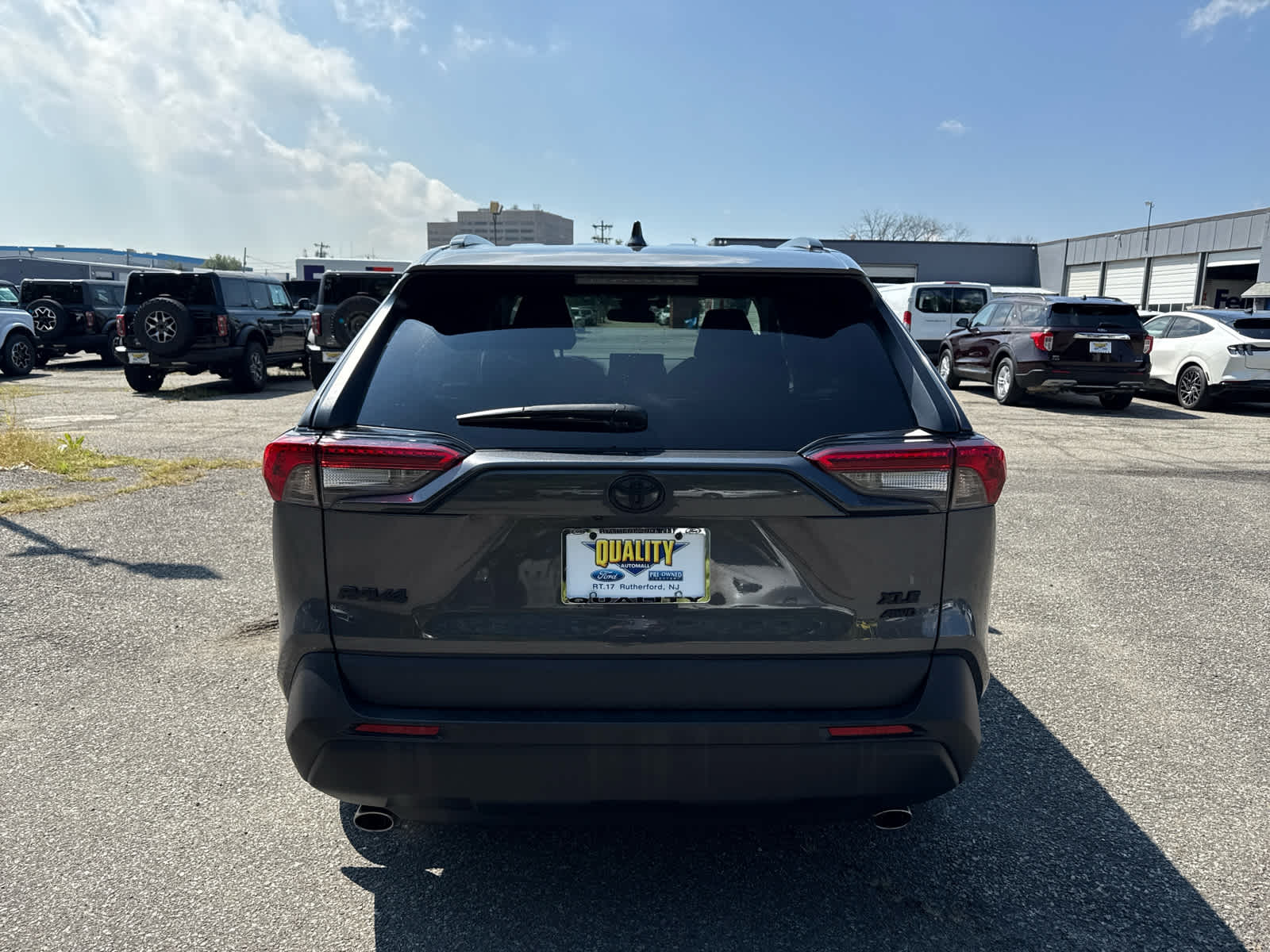 2022 Toyota RAV4 XLE